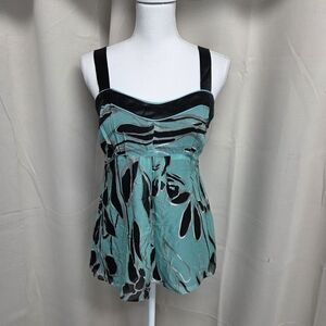 Stylish Women's Top with Black Accents